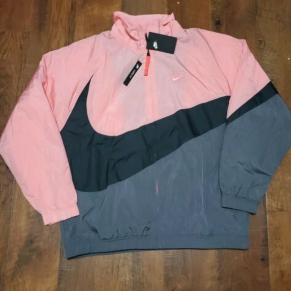 nike wrap around jacket